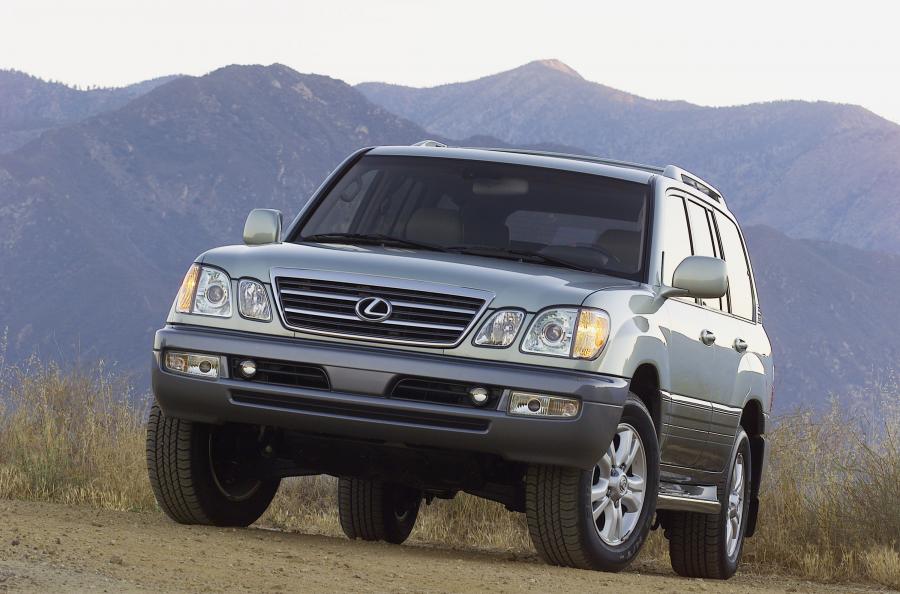  Lexus LX470 2003 года  (фото 24 из 26)